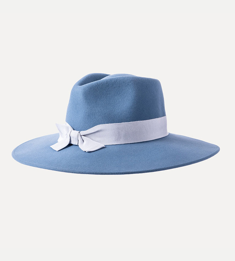 oblique view of womens wool fedora with bowknot