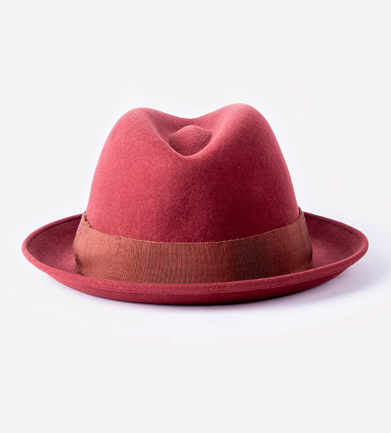 back view of burgundy fedora hat