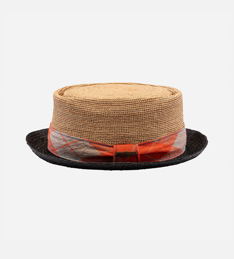 side view of straw porkpie hat