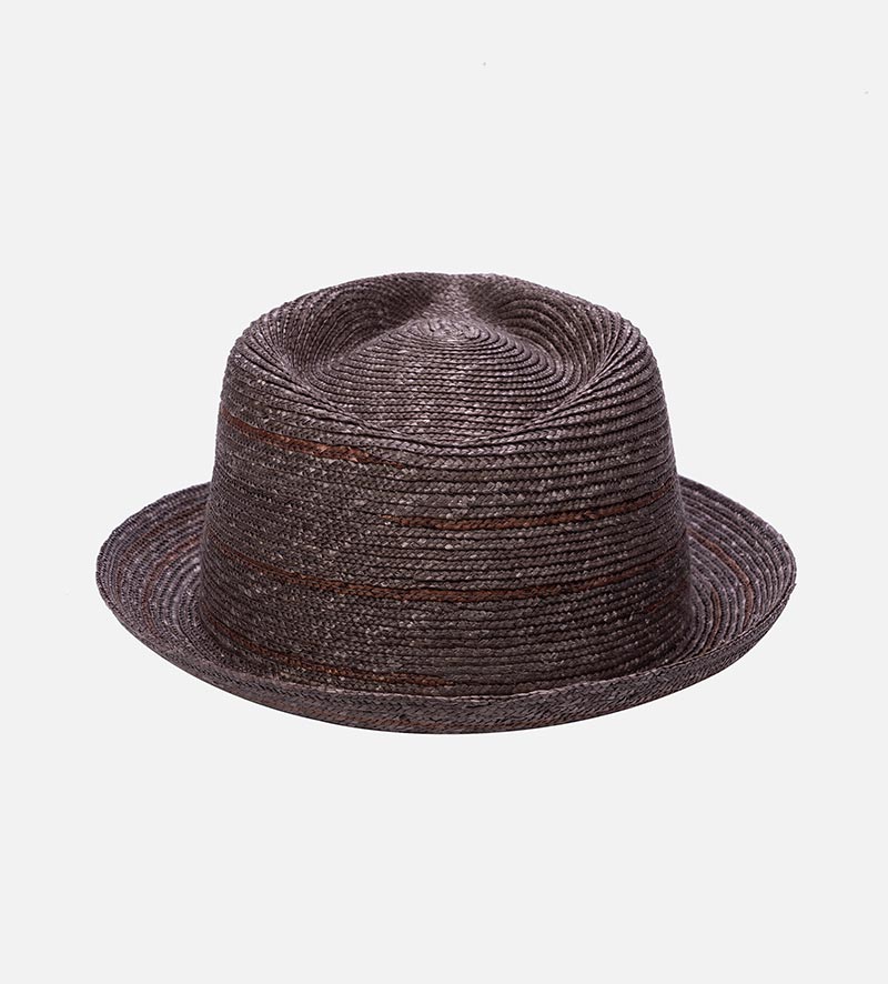 back view of roll up sun hat